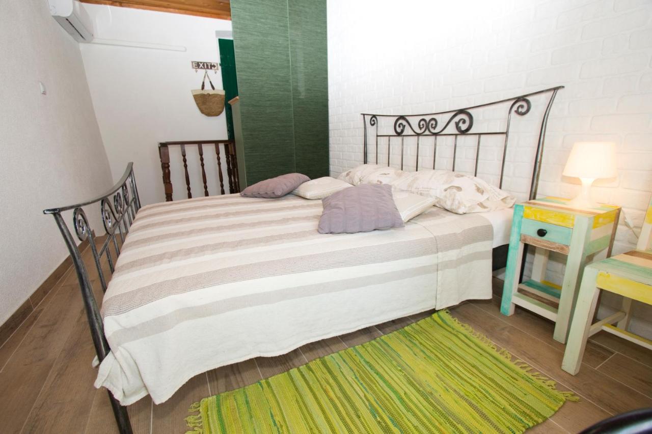 Stonehouse Katarina Holiday home *
